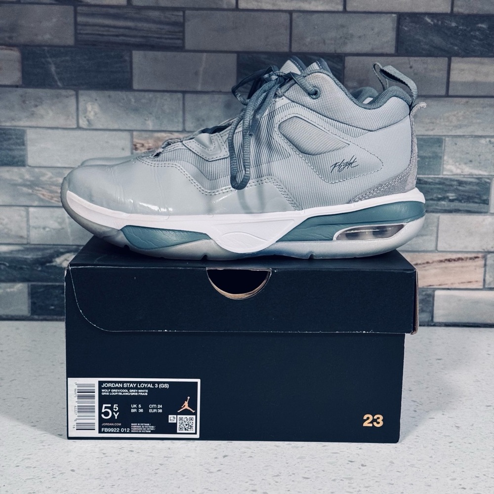 Nike Jordan Stay Loyal 3 Big Kids’ Shoes -Size 5.5Y